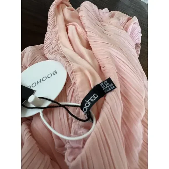 Boohoo Soft Pink Pleated Chiffon Dress Womens 24 Midi Flutter Sleeve Fit Flare - Picture 4 of 11